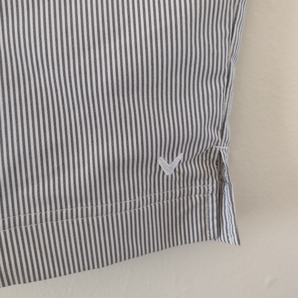 Callaway Gray Pinstriped Performance Golf Shorts Size 4 NEW - Picture 6 of 7